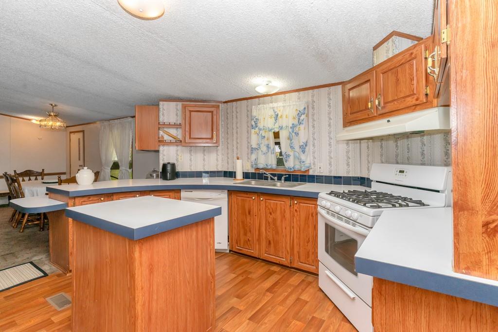 409 S Main Property Photo 15