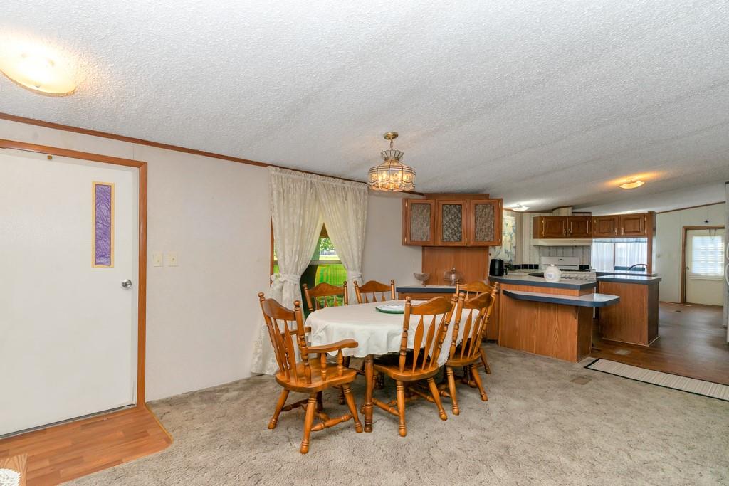 409 S Main Property Photo 18