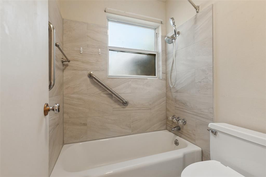 428 Sandy Trail Property Photo 19