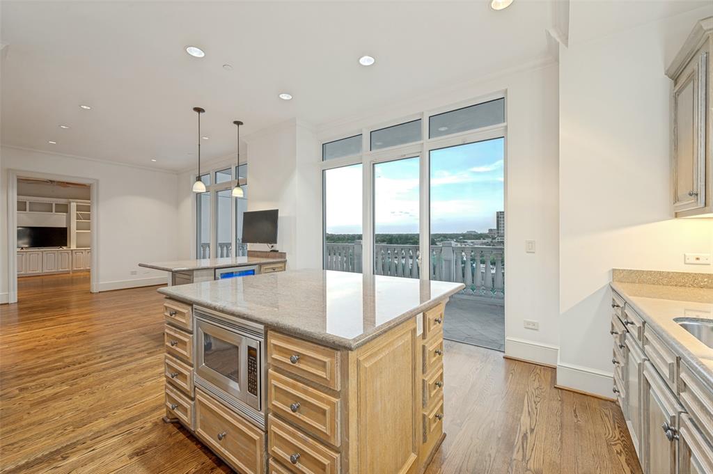 3505 Turtle Creek Boulevard 10c Property Photo 23