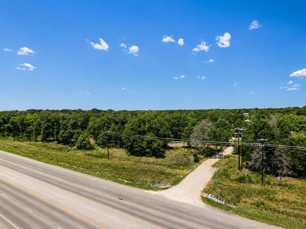 9688 Private Road 2334 Property Photo 2