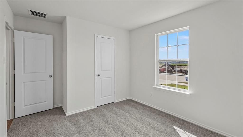 2915 Peppergrass Street Property Photo 6