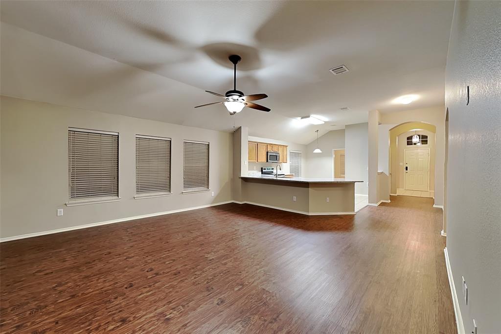423 Butternut Drive Property Photo 2
