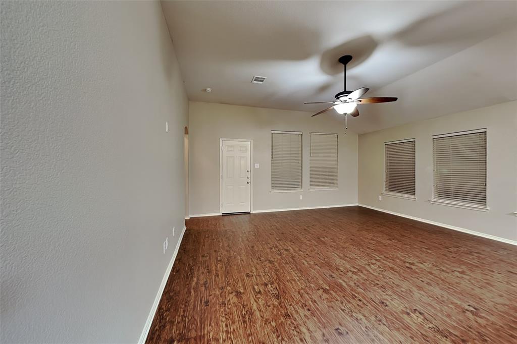 423 Butternut Drive Property Photo 4