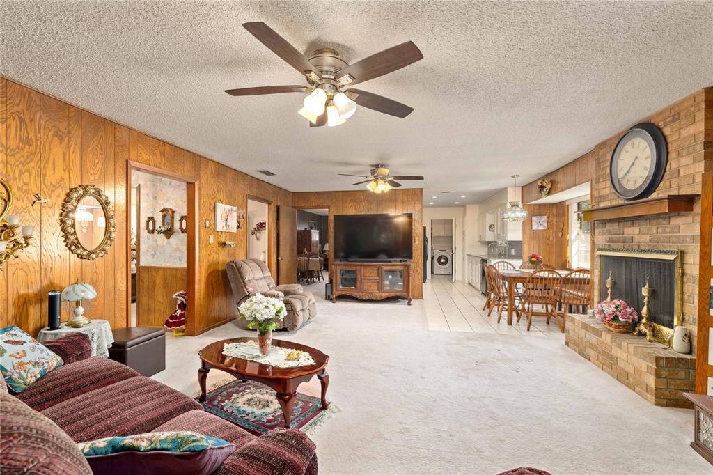 4309 9th Street Property Photo 6