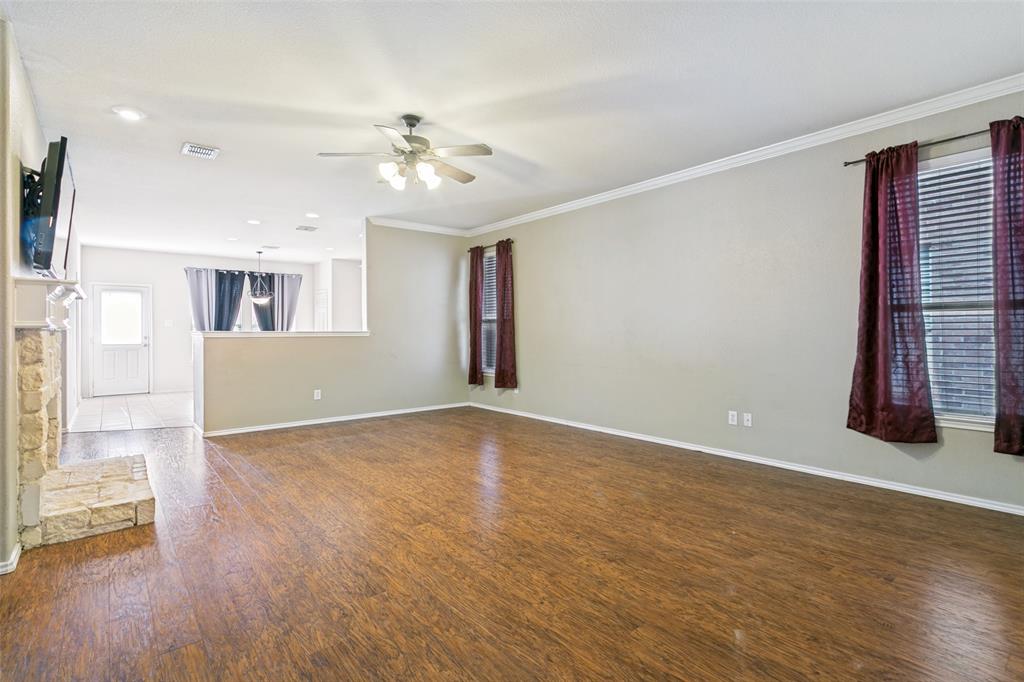 8824 Noontide Drive Property Photo 5