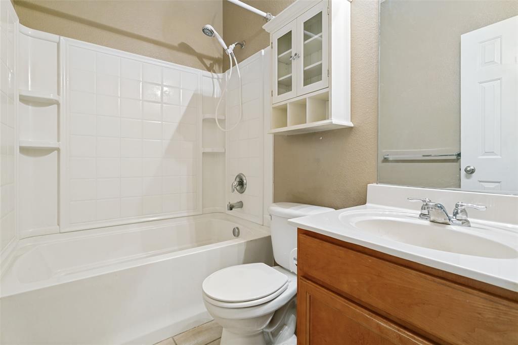 8824 Noontide Drive Property Photo 14