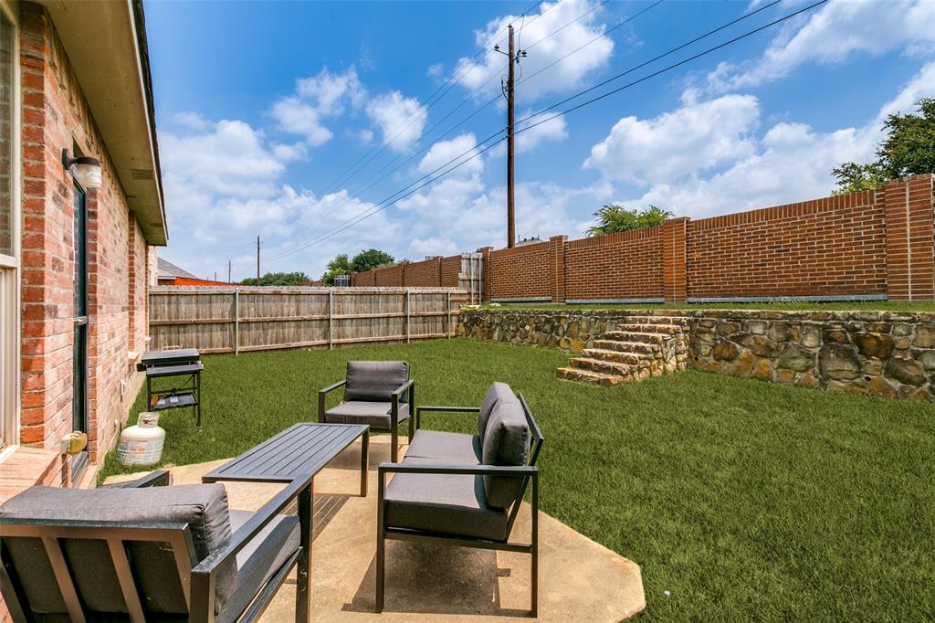 8824 Noontide Drive Property Photo 16