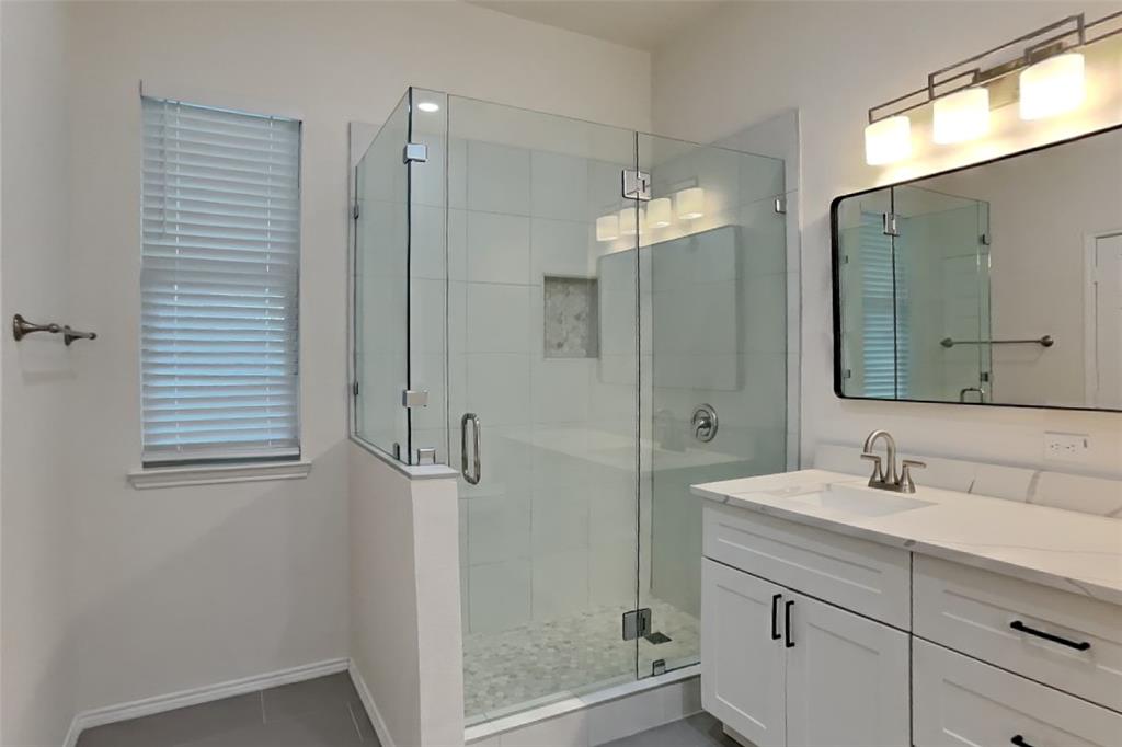 405 Hackberry Drive Property Photo 9
