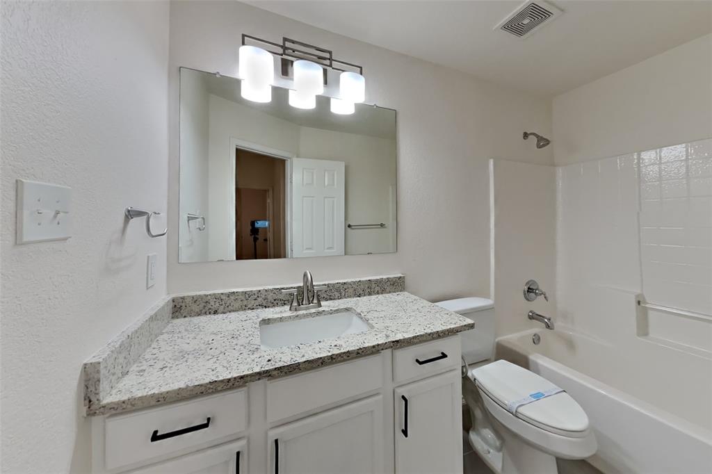 405 Hackberry Drive Property Photo 16