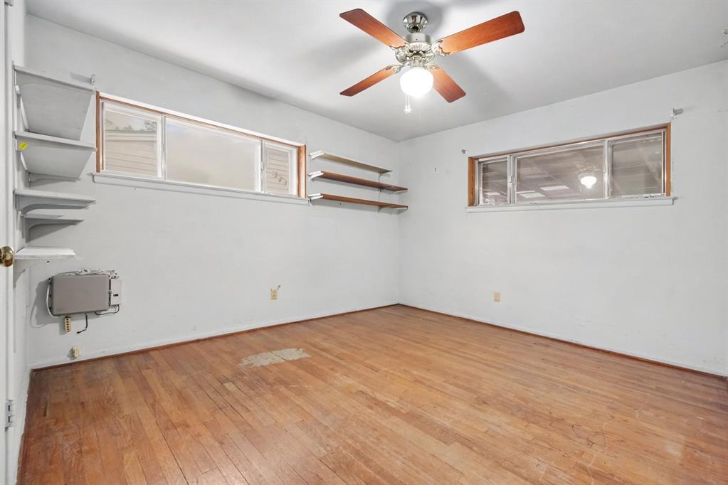 1932 Pilgrim Drive Property Photo 8