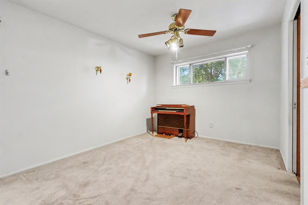 1932 Pilgrim Drive Property Photo 14