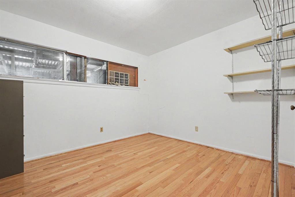 1932 Pilgrim Drive Property Photo 25