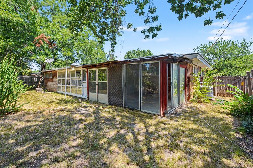 1932 Pilgrim Drive Property Photo 33