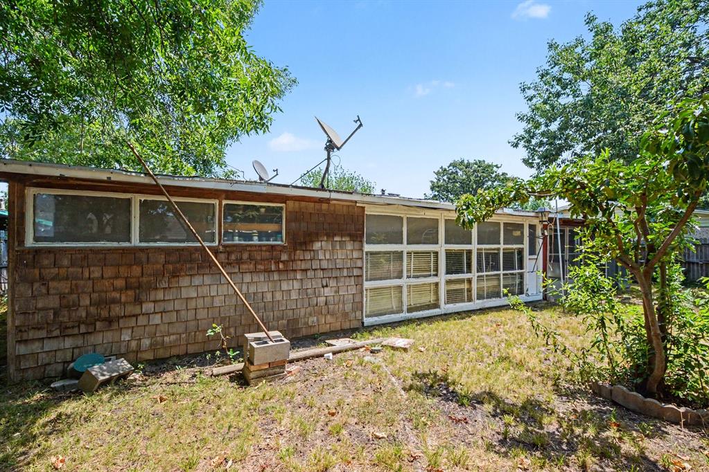 1932 Pilgrim Drive Property Photo 34