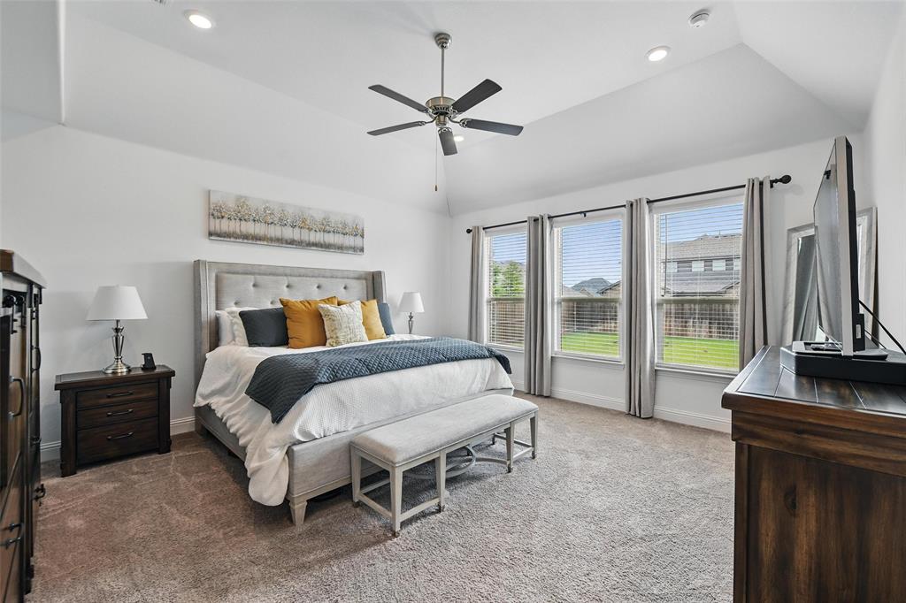 1477 Shooting Star Drive Property Photo 18