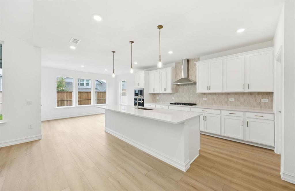 11133 Roxburgh Road Property Photo 9