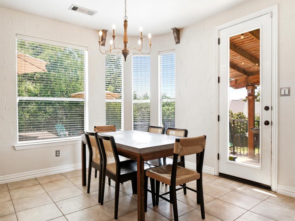 4956 Exposition Way Property Photo 12