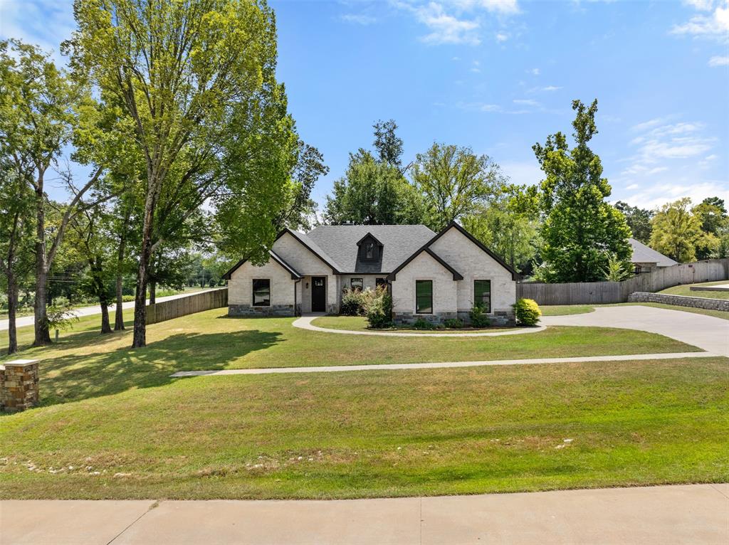 12109 Oak Grove Drive Property Photo 1
