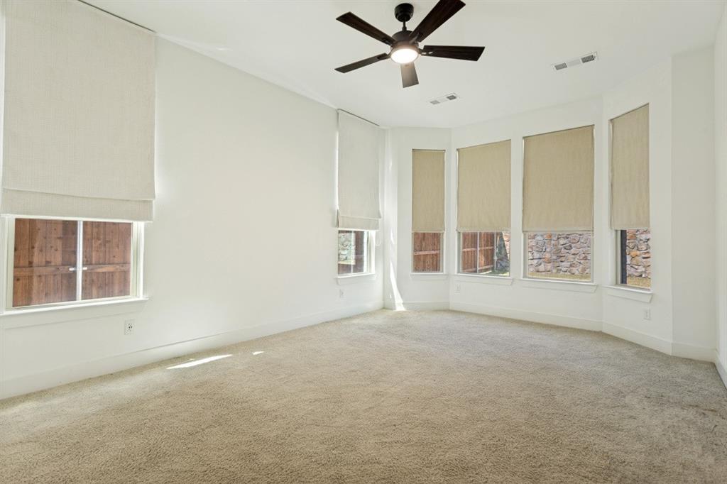 2000 Peace Place Property Photo 12