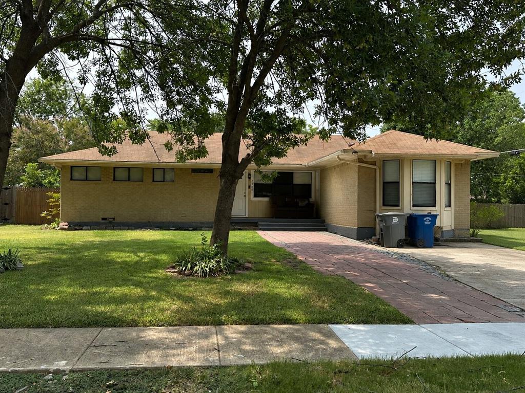 2704 Marbella Lane Property Photo 1