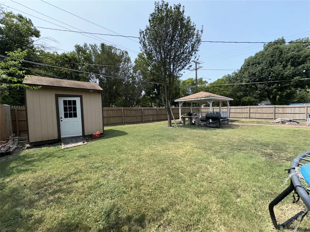 2704 Marbella Lane Property Photo 2