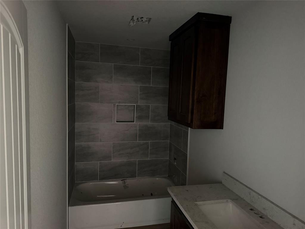 1000 Virgil Court Property Photo 7