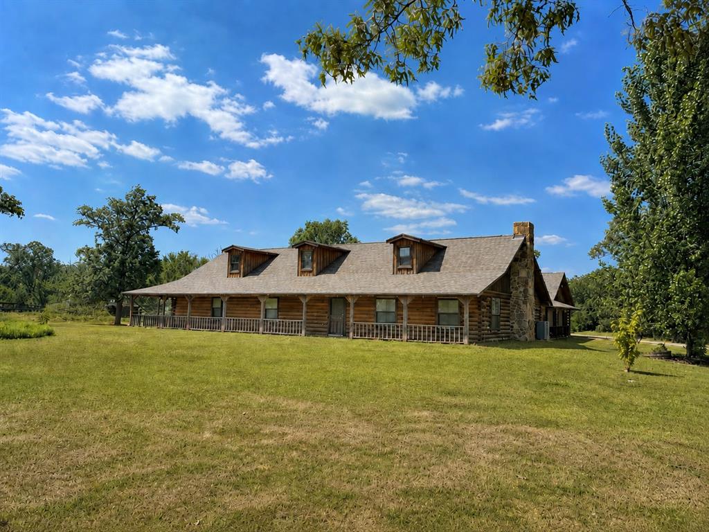 6260 Farm Road 197 Property Photo 4