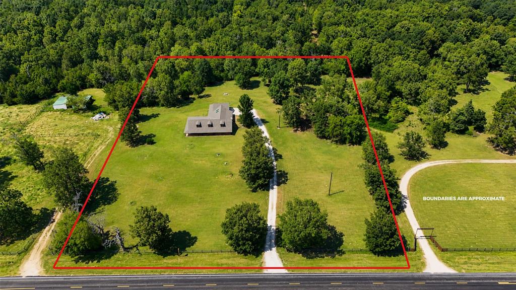 6260 Farm Road 197 Property Photo 9