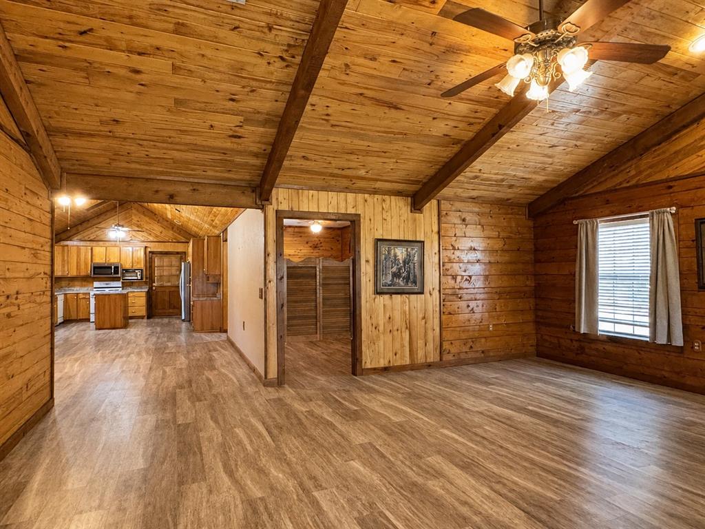 6260 Farm Road 197 Property Photo 16