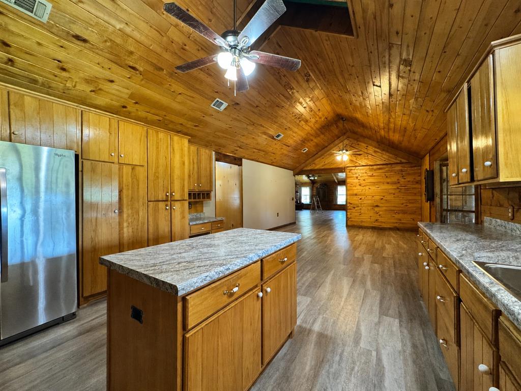 6260 Farm Road 197 Property Photo 20