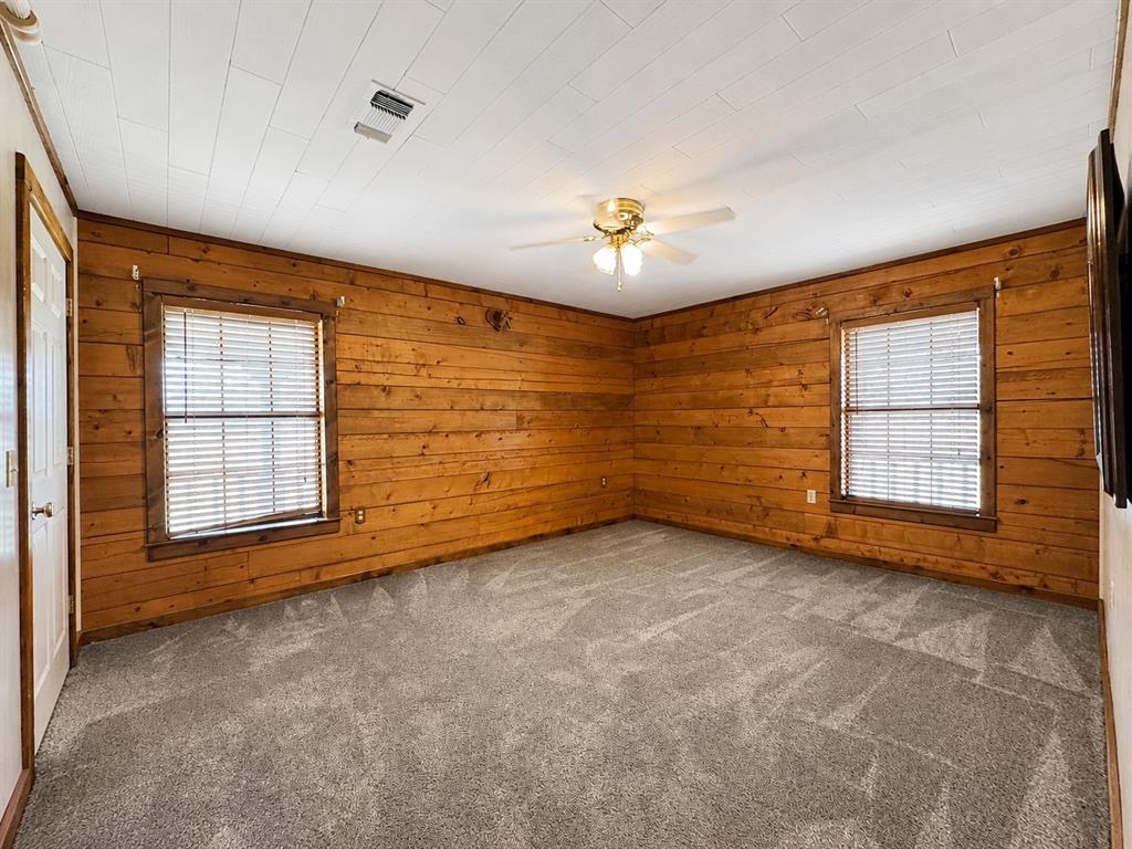 6260 Farm Road 197 Property Photo 33