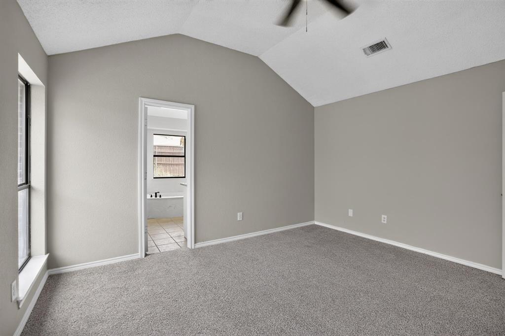 6057 Hillglen Drive Property Photo 18