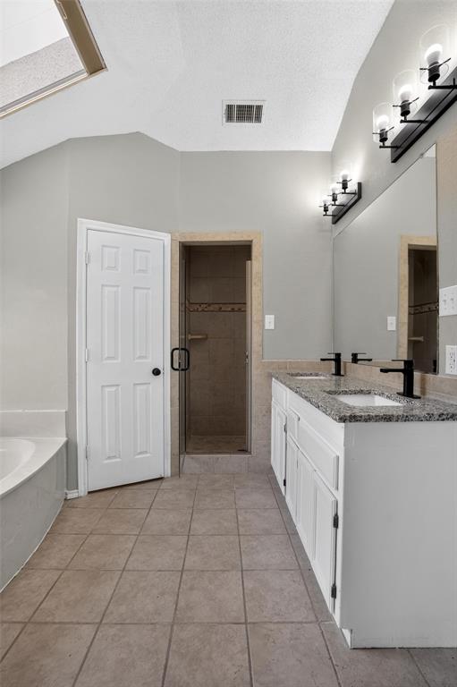 6057 Hillglen Drive Property Photo 24