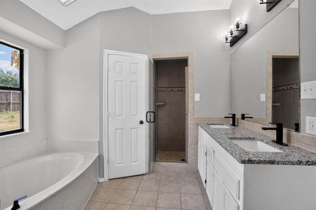 6057 Hillglen Drive Property Photo 25