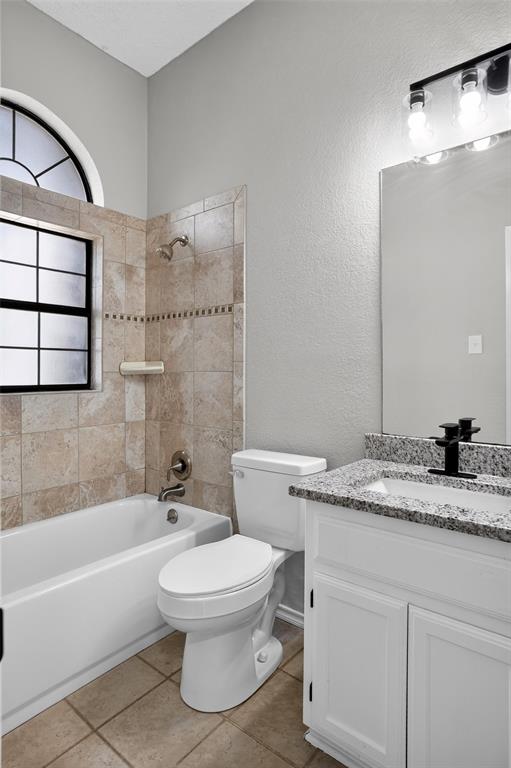 6057 Hillglen Drive Property Photo 28