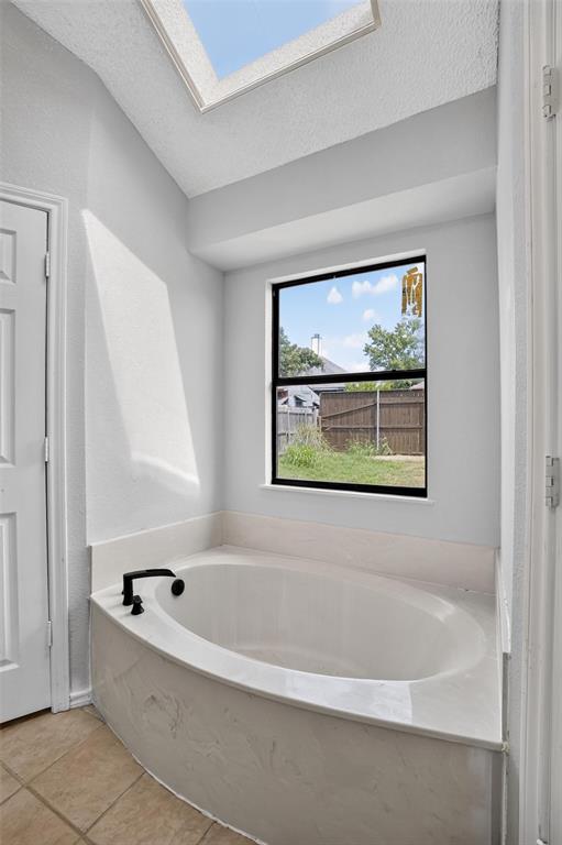 6057 Hillglen Drive Property Photo 31