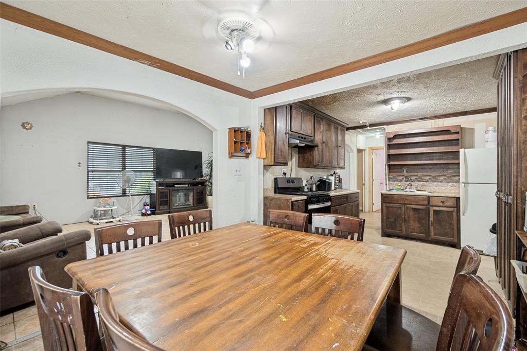6625 Speight Street Property Photo 6