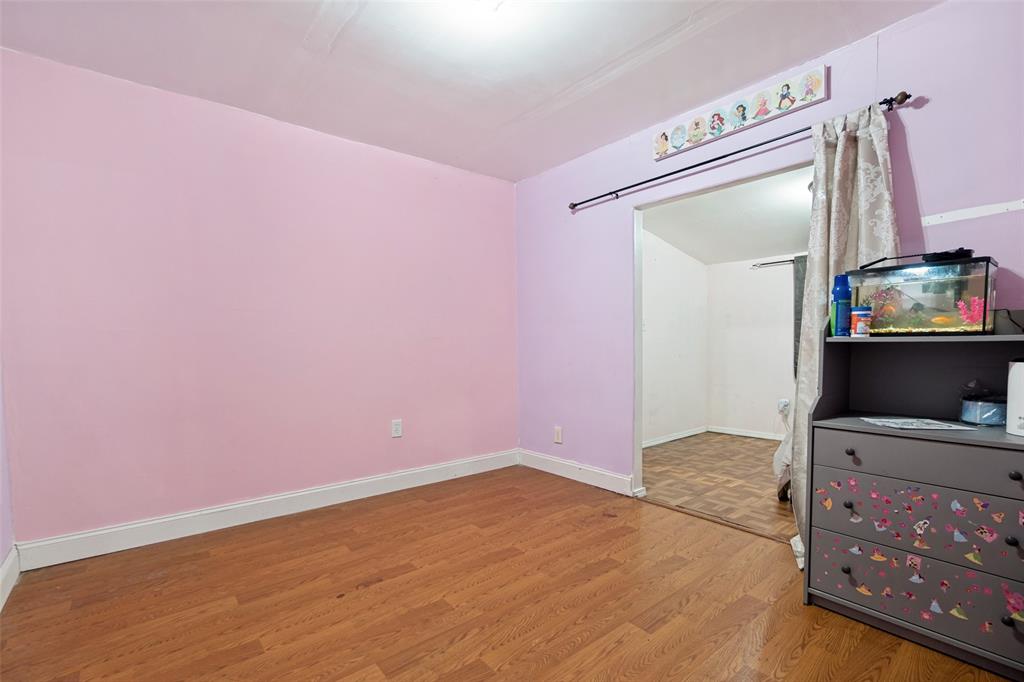 6625 Speight Street Property Photo 10