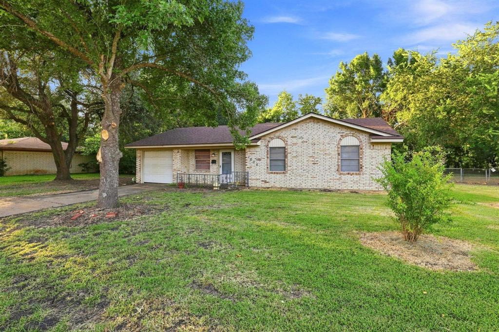 1008 Yeager Street Property Photo 3