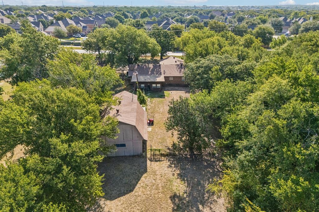 1208 Whitley Road Property Photo 4
