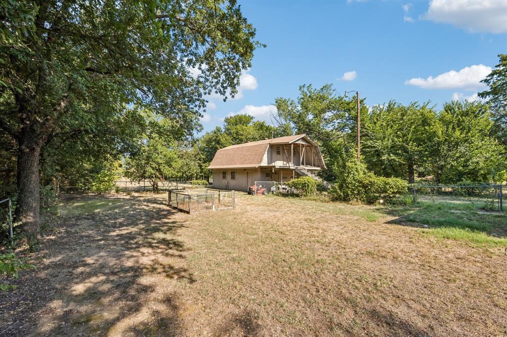 1208 Whitley Road Property Photo 7