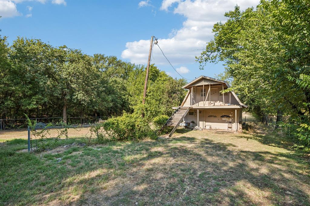 1208 Whitley Road Property Photo 9