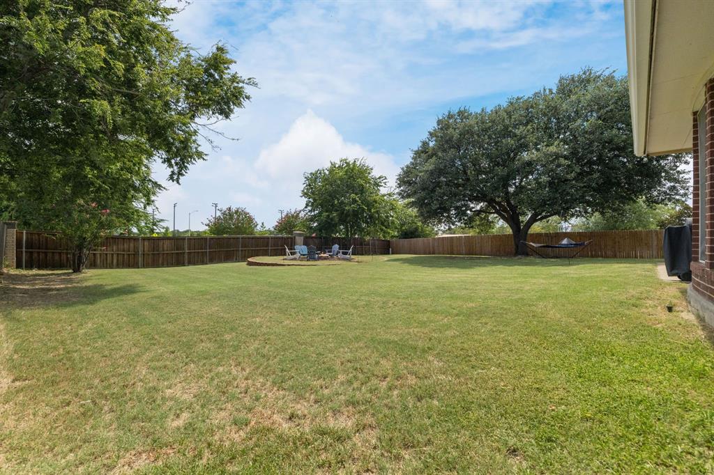301 Carriage Lane Property Photo 34