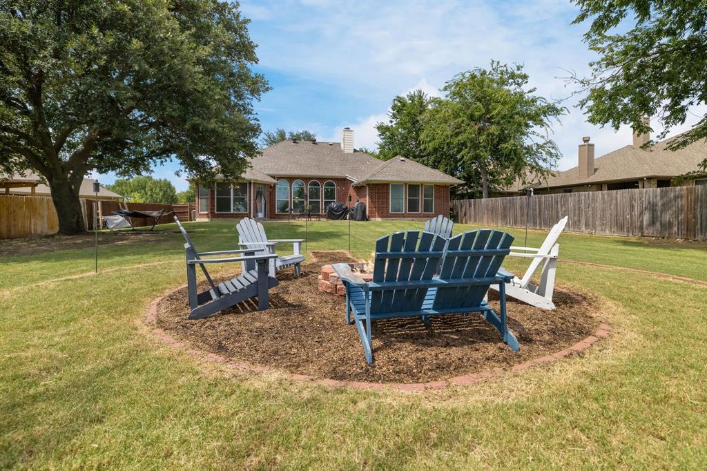 301 Carriage Lane Property Photo 36