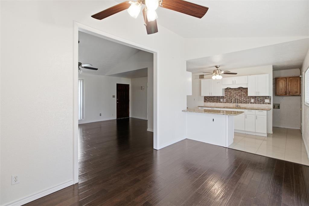 3709 Yaupon Drive Property Photo 14