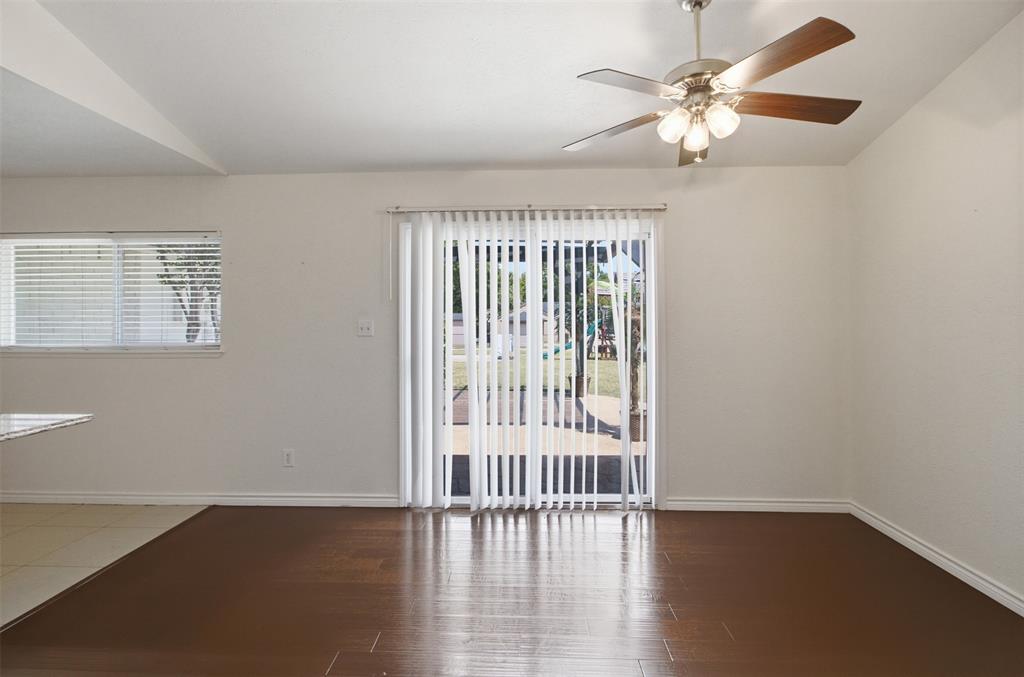 3709 Yaupon Drive Property Photo 15