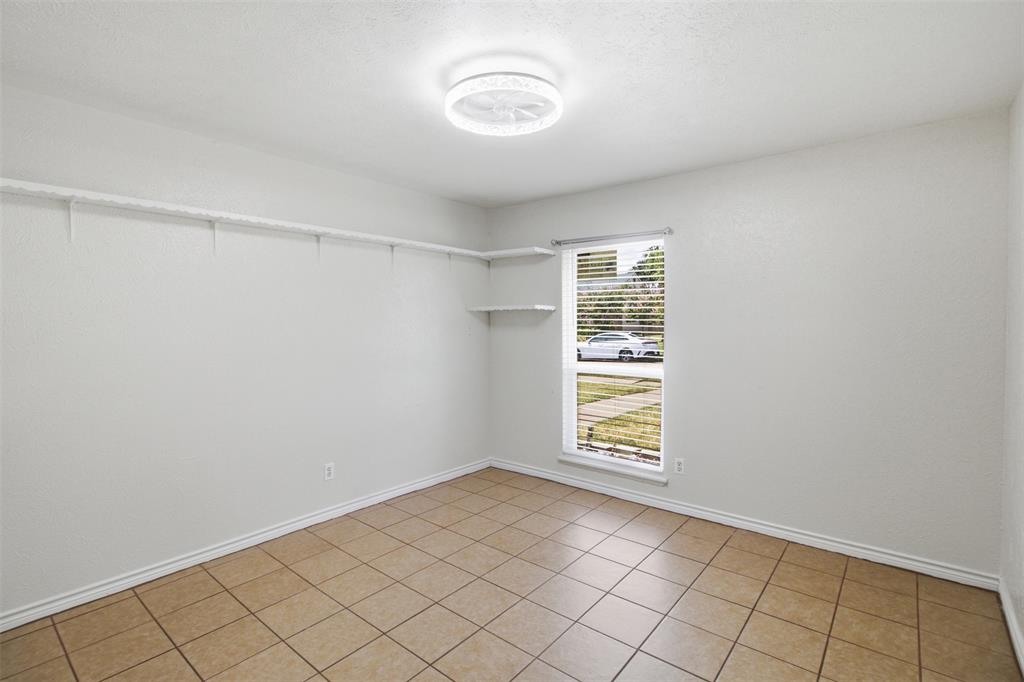 3709 Yaupon Drive Property Photo 18