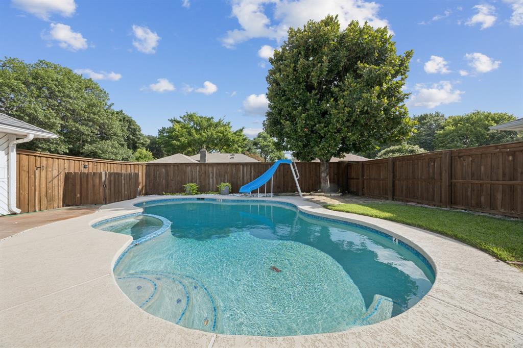 4405 Blystone Lane Property Photo 1