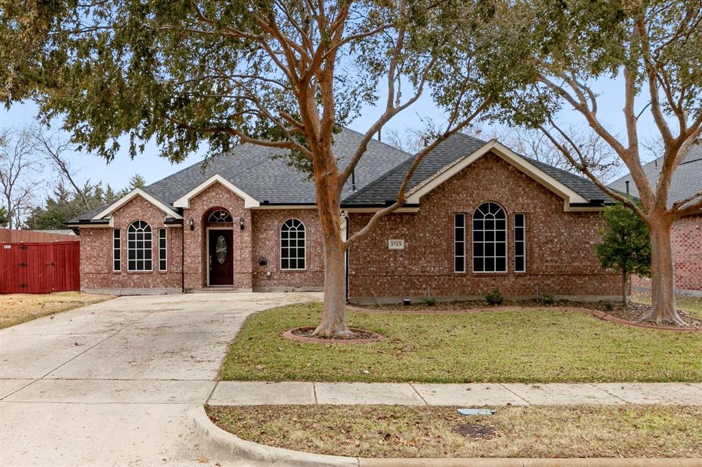 1713 Grand Canyon Way Property Photo 1